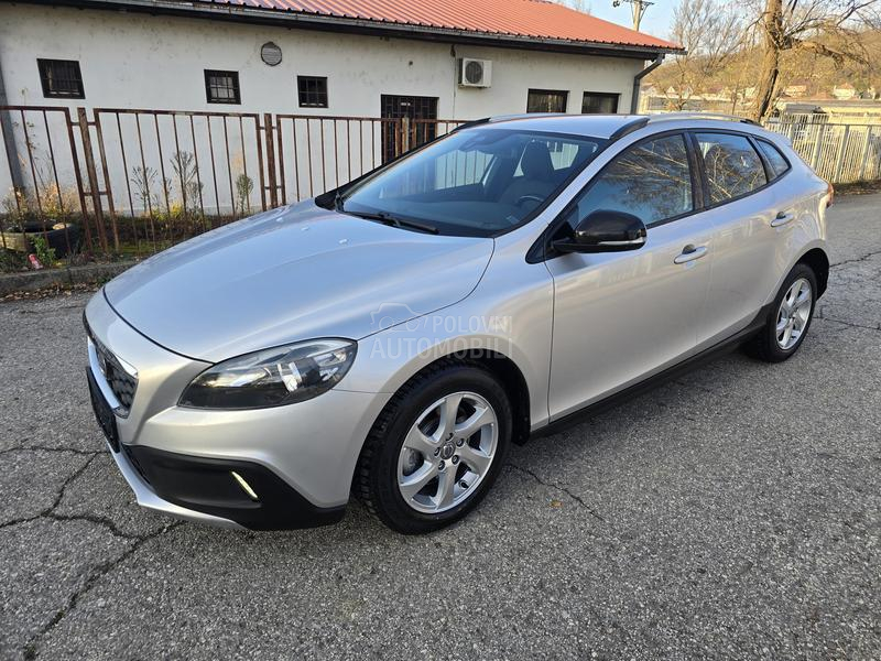 Volvo V40 CROSS COUNTRY 1.6D