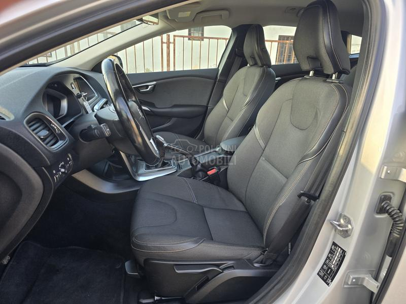 Volvo V40 CROSS COUNTRY 1.6D