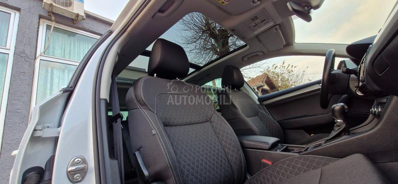 Škoda Superb 2.0TDI/DSG/PANO/FUL