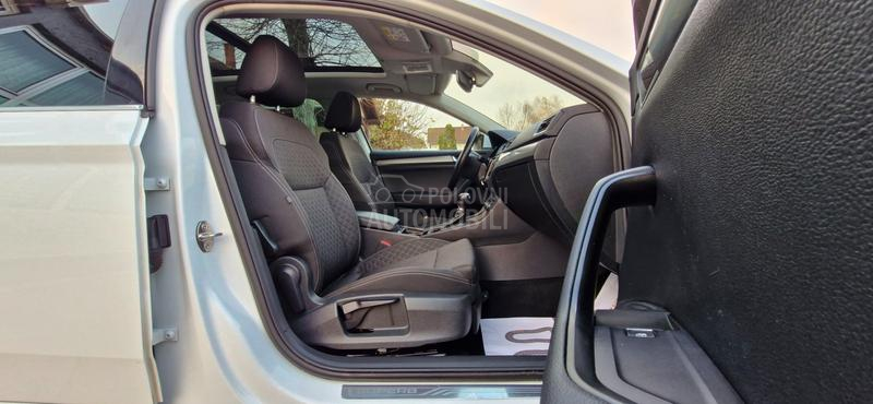 Škoda Superb 2.0TDI/DSG/PANO/FUL