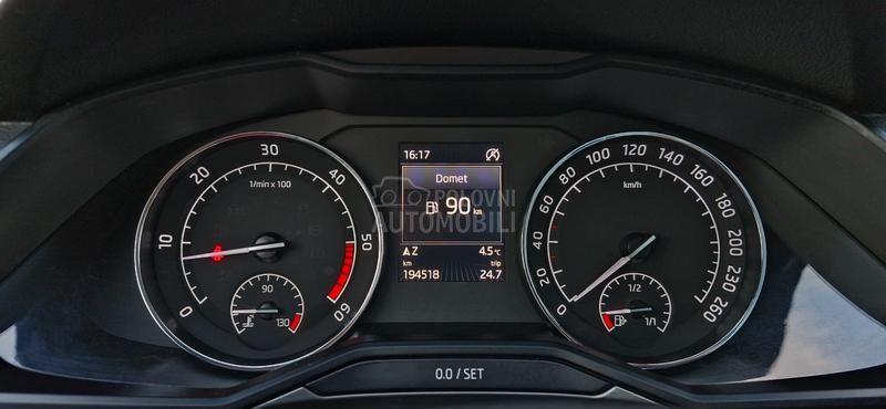 Škoda Superb 2.0TDI/DSG/PANO/FUL