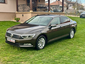 Volkswagen Passat B8 1.6TDI  LED