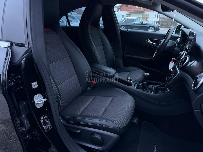 Mercedes Benz CLA 180 