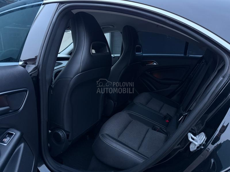 Mercedes Benz CLA 180 