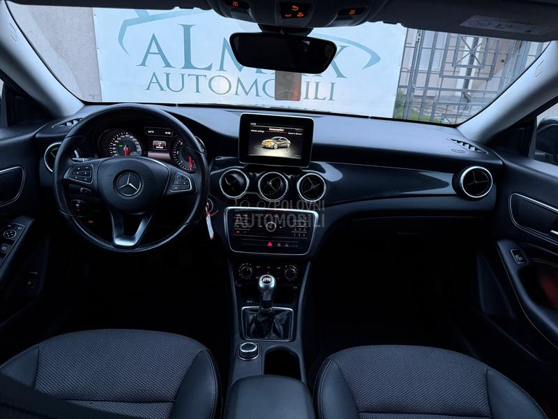 Mercedes Benz CLA 180 