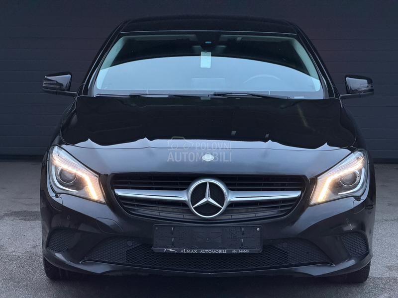 Mercedes Benz CLA 180 