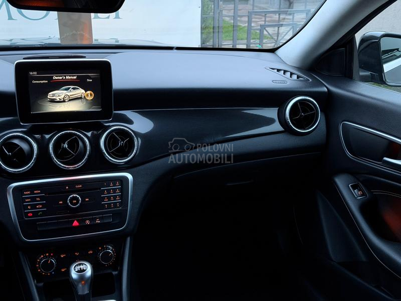 Mercedes Benz CLA 180 