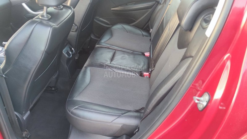 Peugeot 308 2.0 HDi PREMIUM PAK