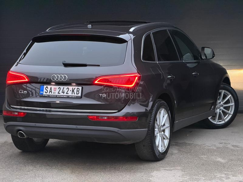 Audi Q5 2.0 TDI/PANO
