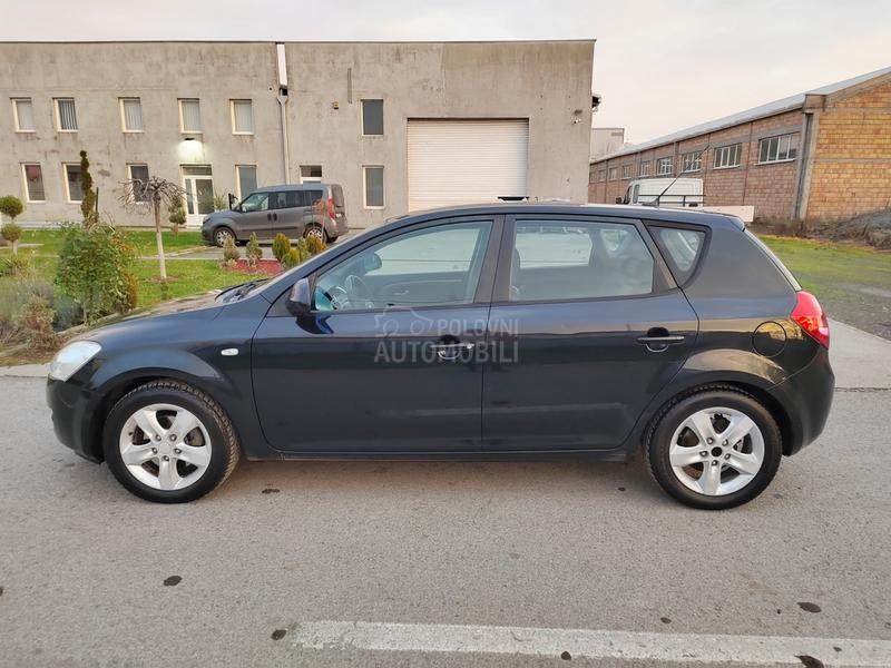 Kia cee`d 1,6 crdi 2007g.