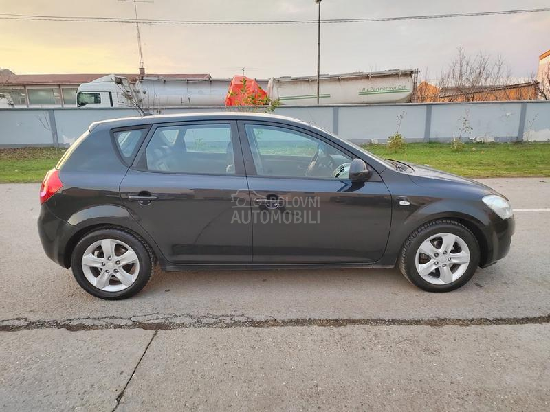 Kia cee`d 1,6 crdi 2007g.