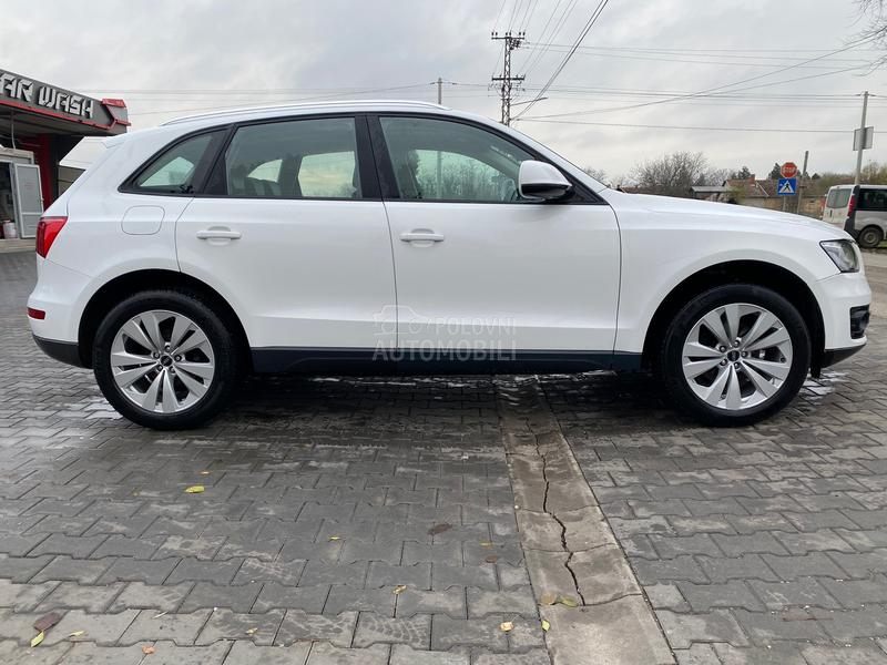 Audi Q5 AUTOM/PANO/