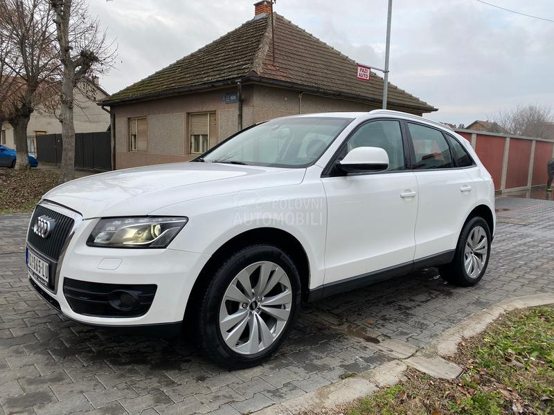 Audi Q5 AUTOM/PANO/