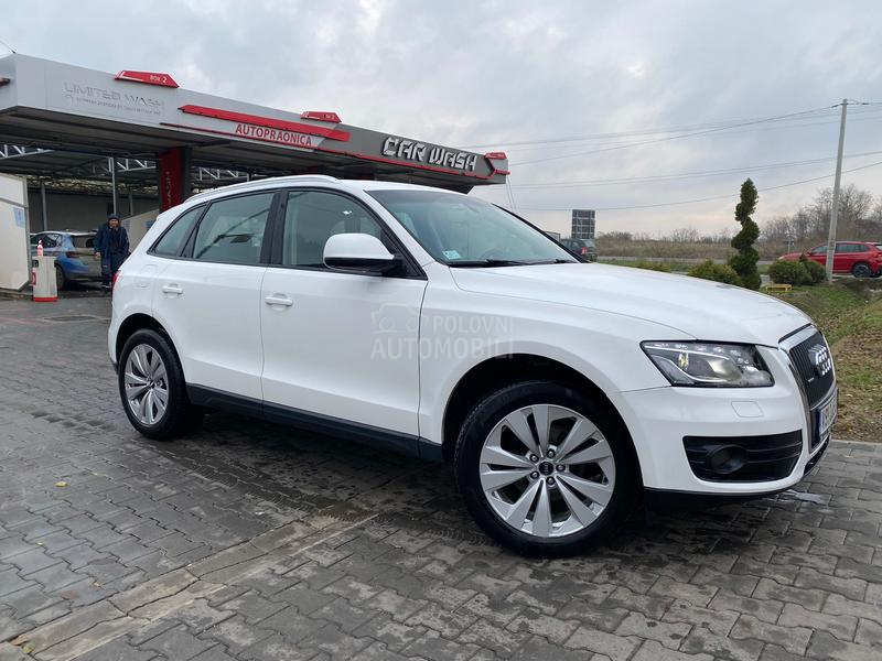 Audi Q5 AUTOM/PANO/