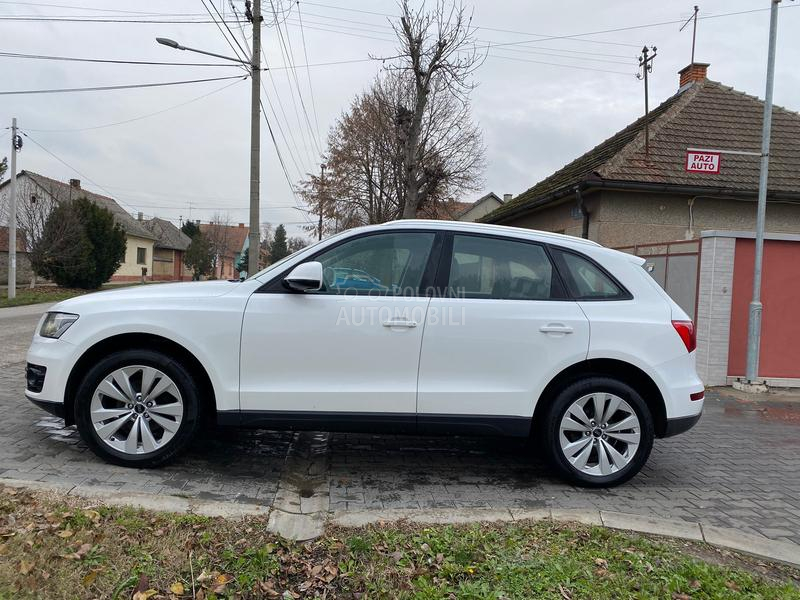 Audi Q5 AUTOM/PANO/