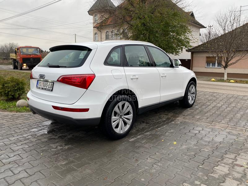 Audi Q5 AUTOM/PANO/
