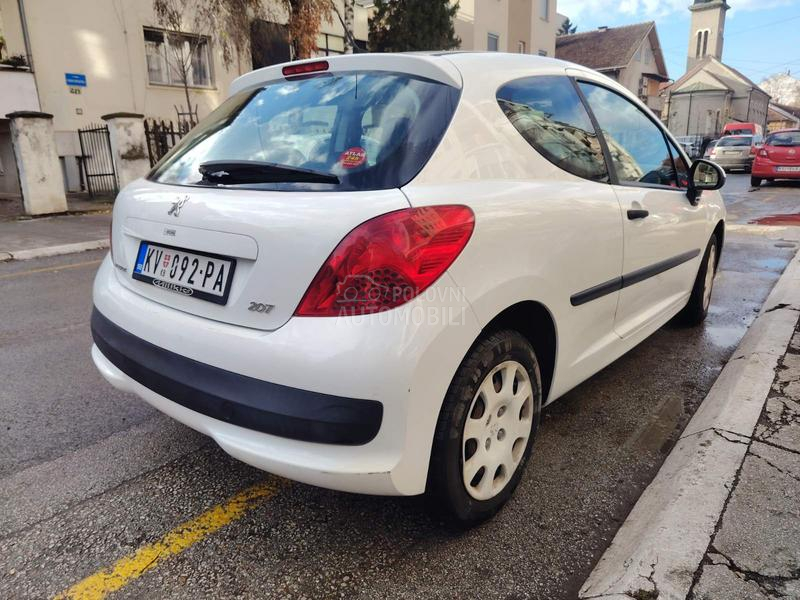 Peugeot 207 1.4 hdi