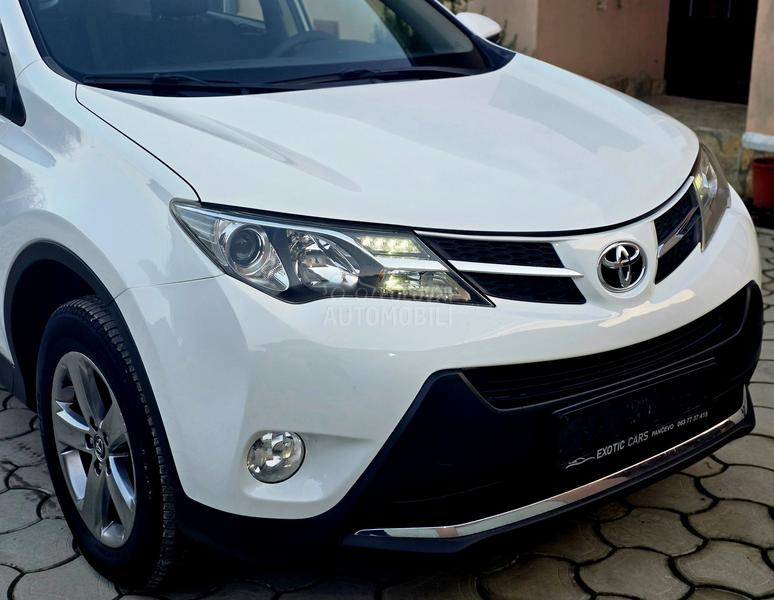 Toyota RAV 4 D4D STYLE WHITE