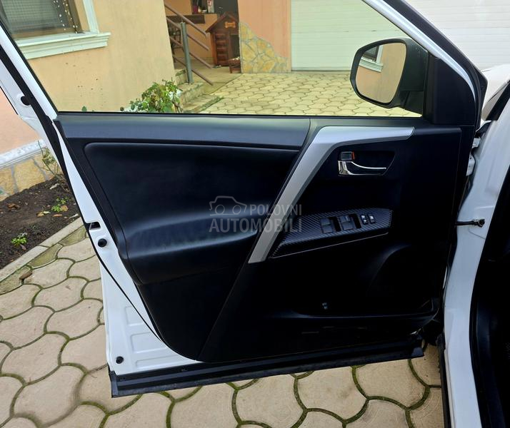 Toyota RAV 4 D4D STYLE WHITE