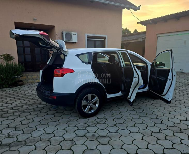 Toyota RAV 4 D4D STYLE WHITE