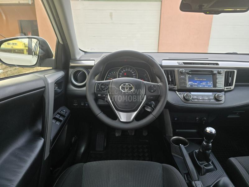 Toyota RAV 4 D4D STYLE WHITE