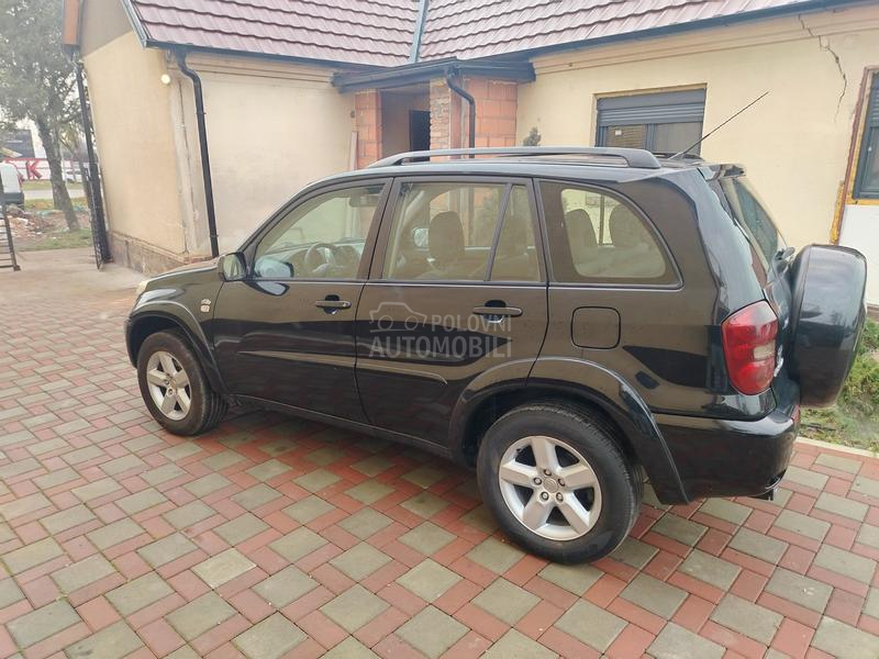 Toyota RAV 4 2,0 d4d