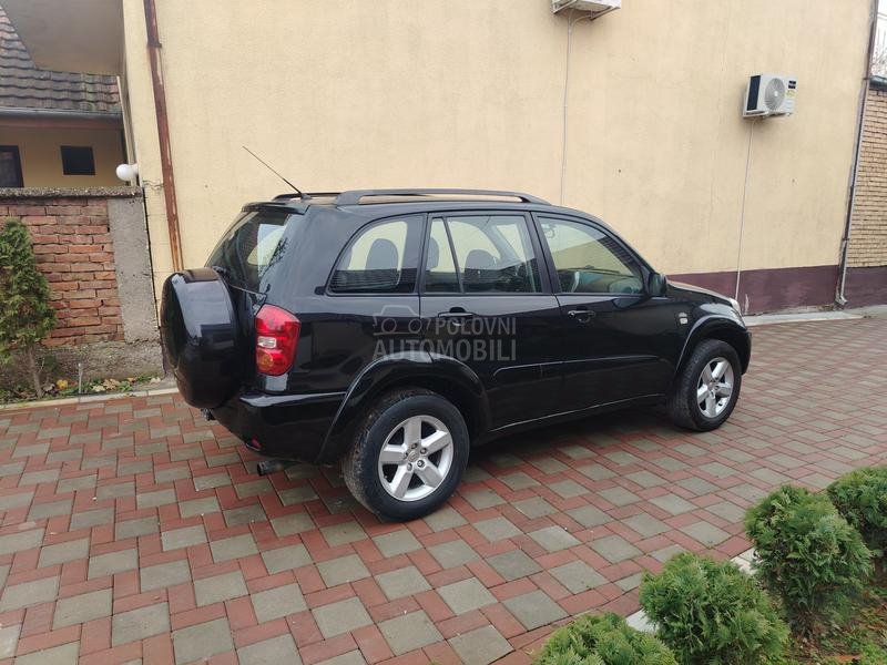 Toyota RAV 4 2,0 d4d