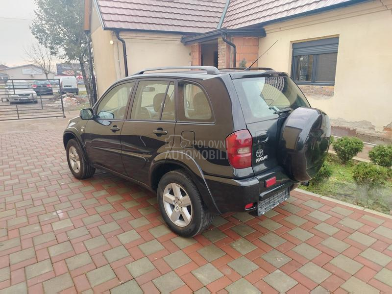 Toyota RAV 4 2,0 d4d