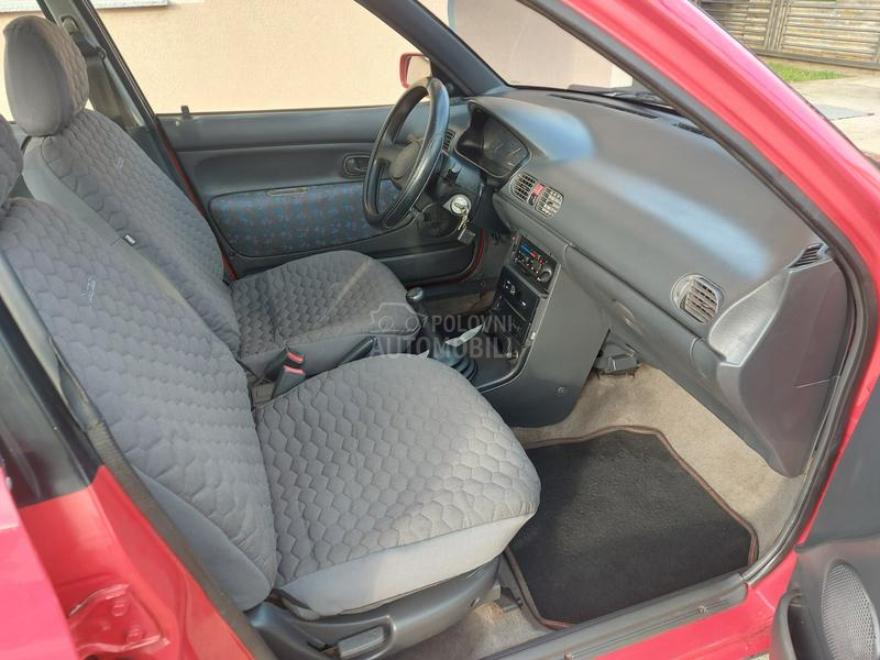 Mazda 121 13 I MONOPOINT