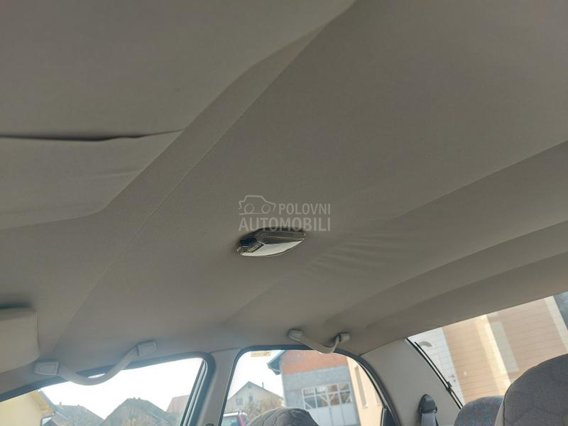 Mazda 121 13 I MONOPOINT