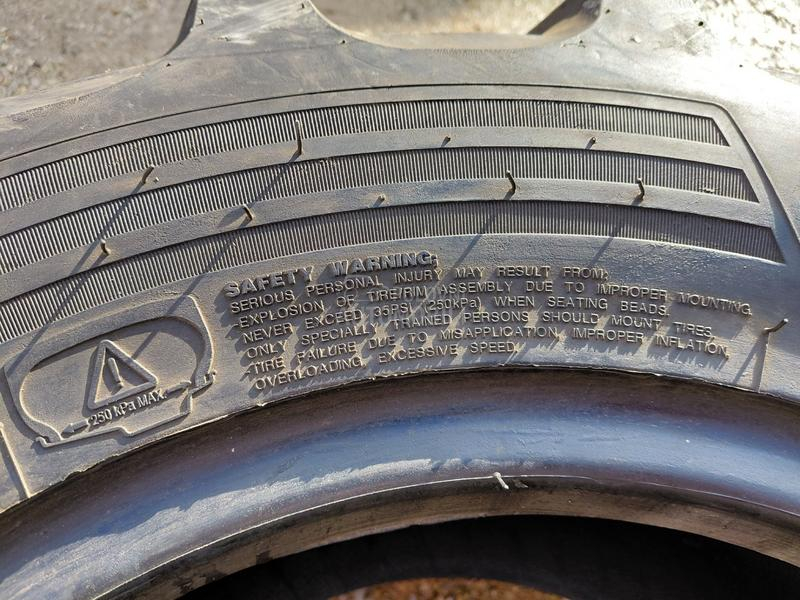 Vredestein 320/65 R16