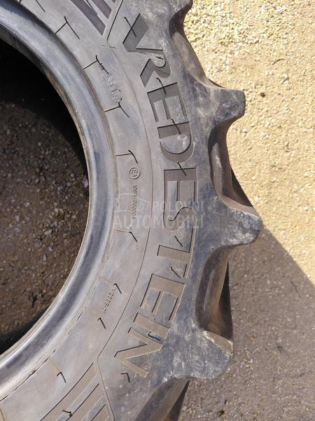 Vredestein 320/65 R16