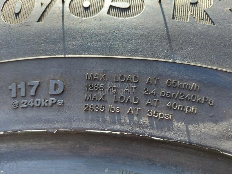 Vredestein 320/65 R16