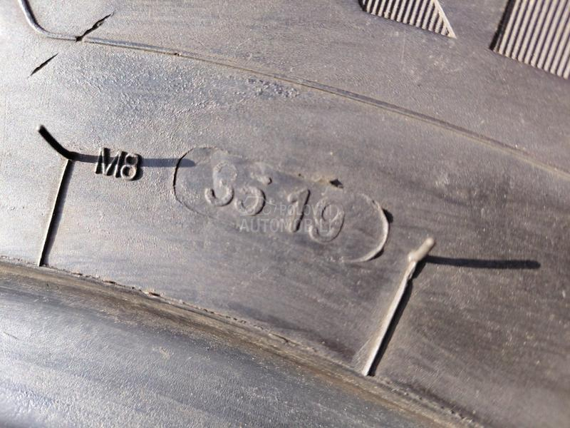 Vredestein 320/65 R16