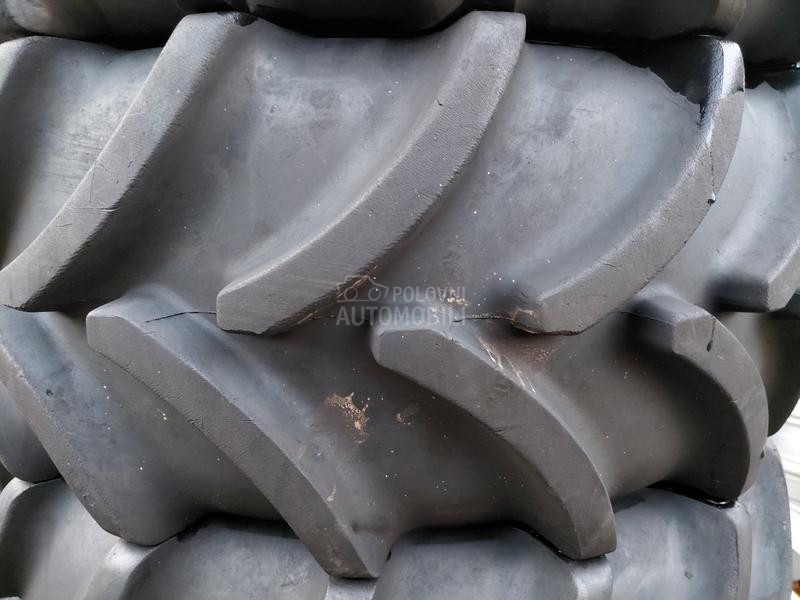 Vredestein 320/65 R16