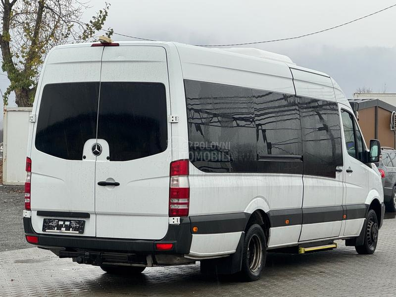 Mercedes Benz Sprinter