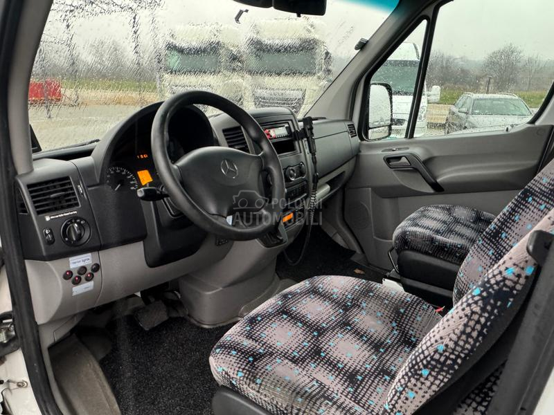 Mercedes Benz Sprinter
