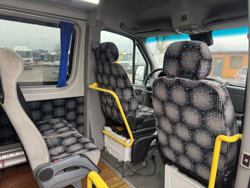 Mercedes Benz Sprinter