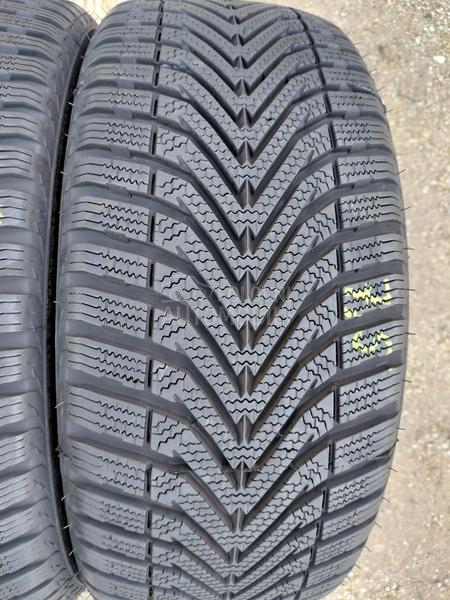 Vredestein 195/45 R16 Zimska