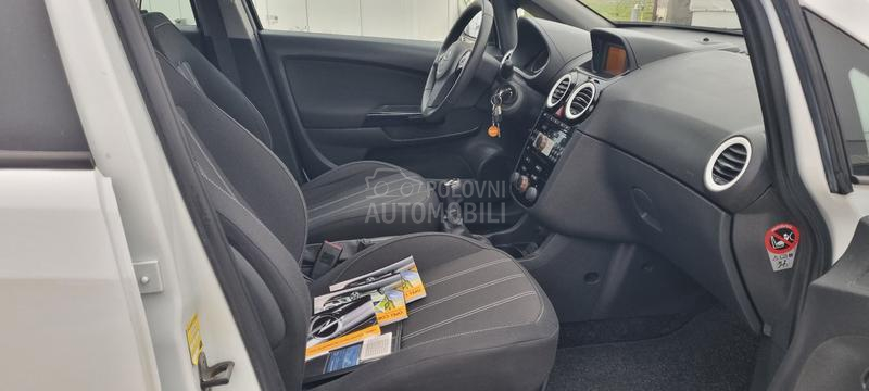 Opel Corsa D 1.4 B.  N.O.V.A