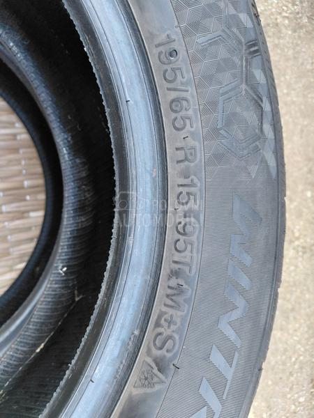 Kumho 195/65 R15 Zimska