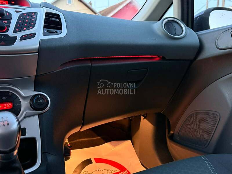 Ford Fiesta 1.4 TITANIUM