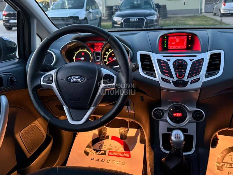 Ford Fiesta 1.4 TITANIUM