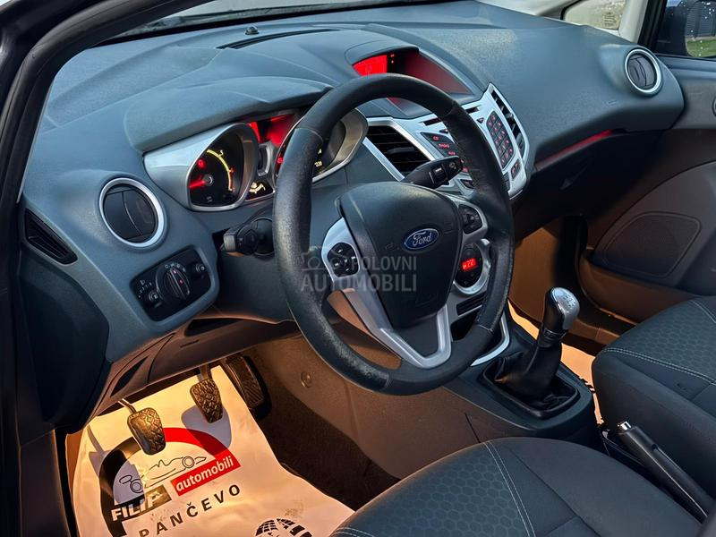 Ford Fiesta 1.4 TITANIUM