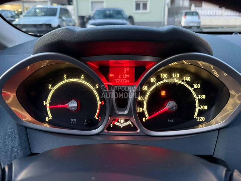 Ford Fiesta 1.4 TITANIUM