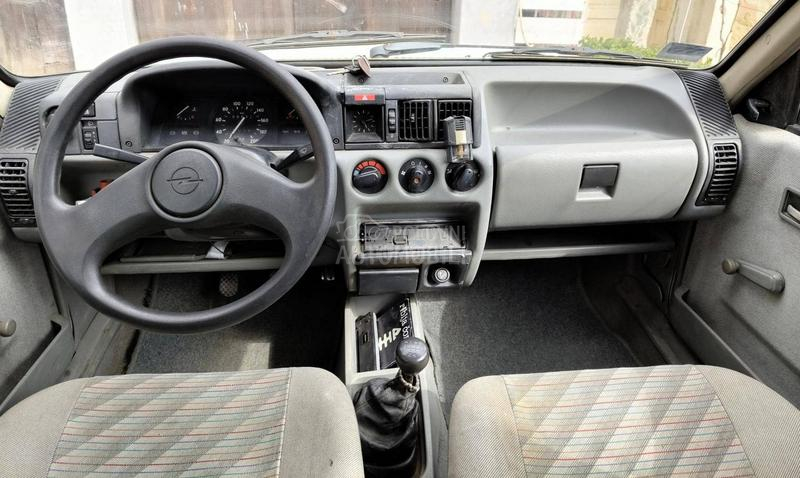 Opel Corsa A 1.2 swing