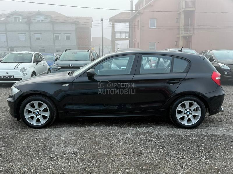 BMW 120 i NAVl RESTYLE CH
