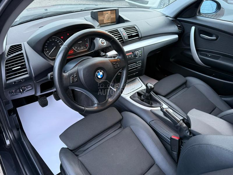 BMW 120 i NAVl RESTYLE CH