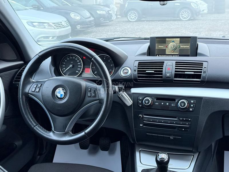 BMW 120 i NAVl RESTYLE CH