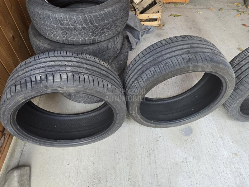 Ostalo 235/35 R19 Letnja